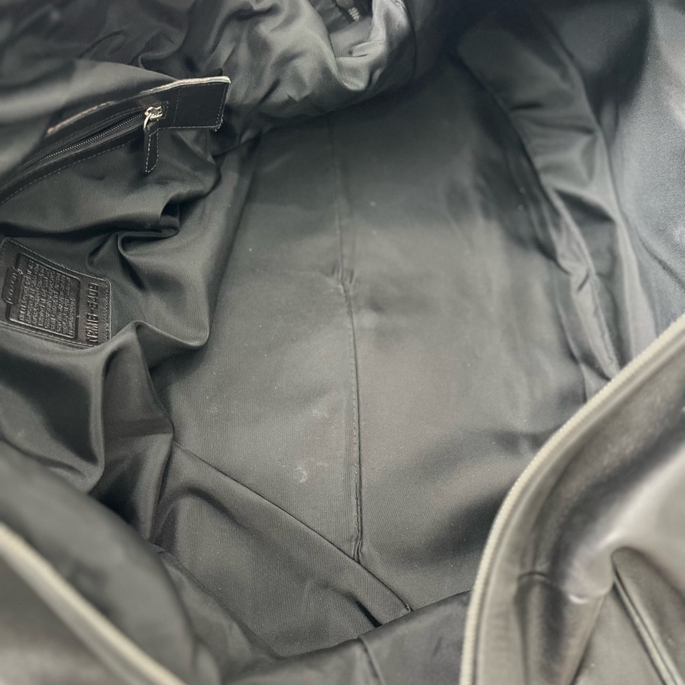 Large Coach Black Leather Voyager Duffle Bag - Internal Pockets, Great Condition - Picture 8 of 12